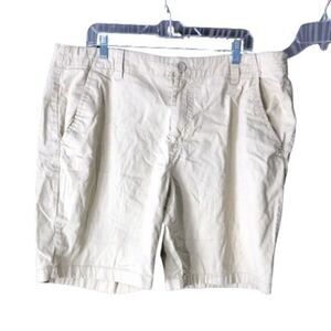 Mens Khaki / Tan Flat Front Shorts